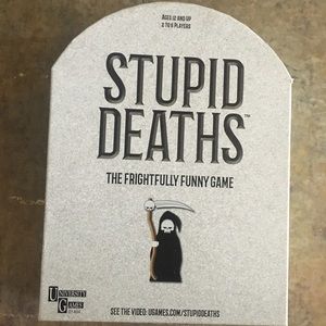 Stupid deaths board game